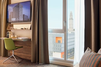 room-image