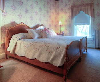 room-image