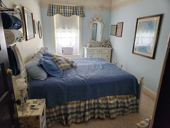 room-image