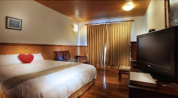 room-image