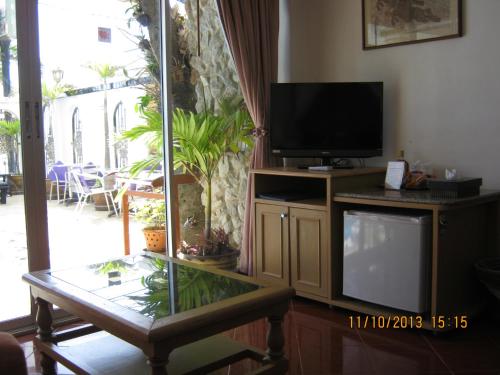 room-image