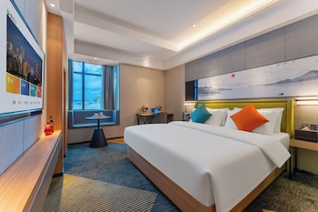 room-image