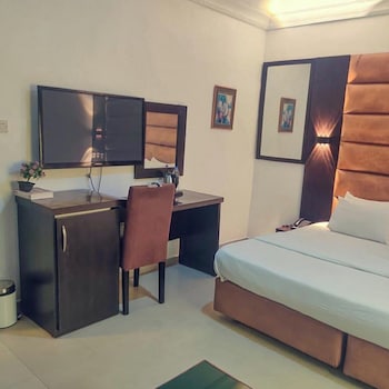 room-image