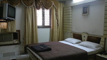 room-image