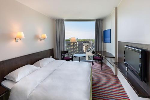room-image