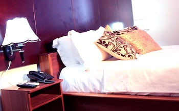 room-image