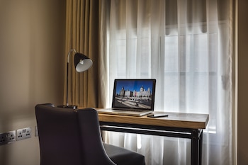 room-image