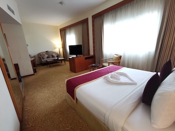 room-image