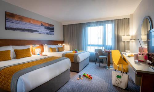 room-image