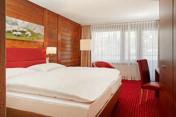 room-image