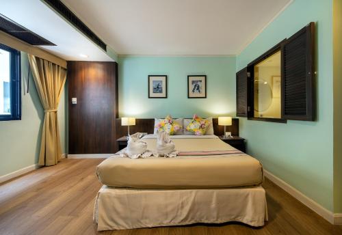 room-image