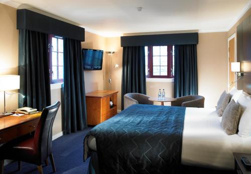 room-image