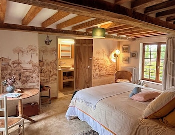 room-image