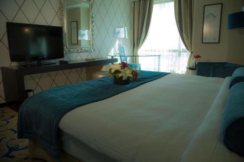 room-image