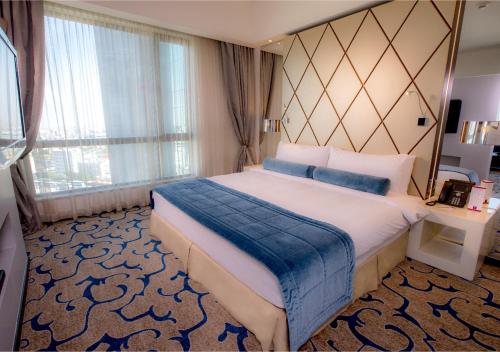 room-image