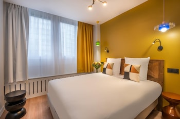 room-image