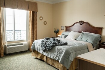 room-image