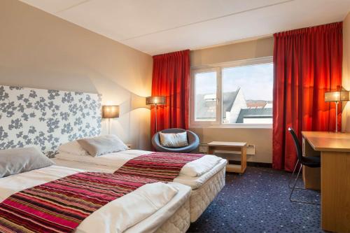room-image