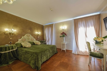 room-image