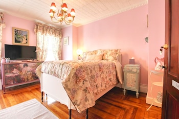 room-image