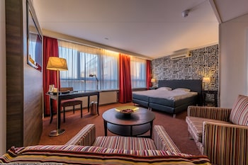 room-image