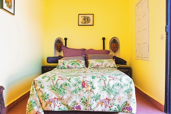room-image