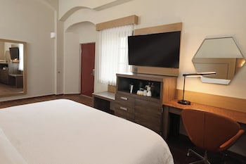 room-image