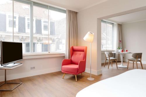 room-image
