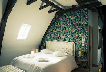 room-image