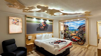 room-image