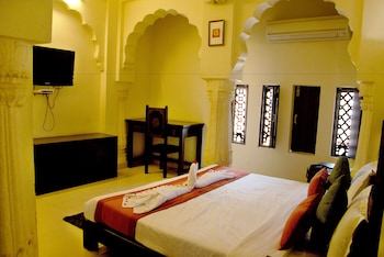 room-image