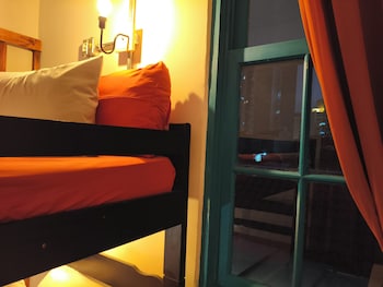 room-image