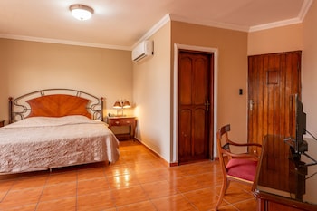 room-image