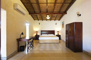 room-image