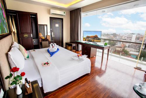 room-image