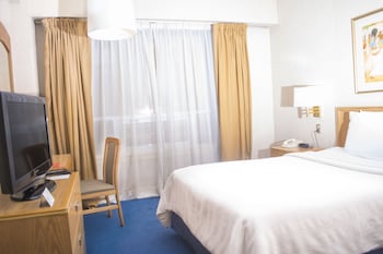 room-image