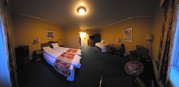 room-image
