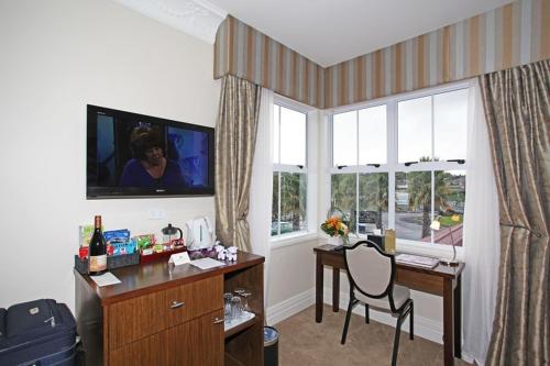 room-image
