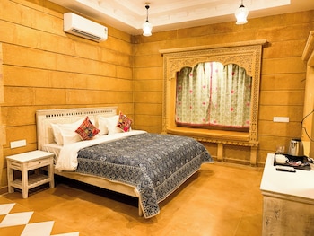 room-image