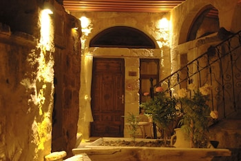 room-image