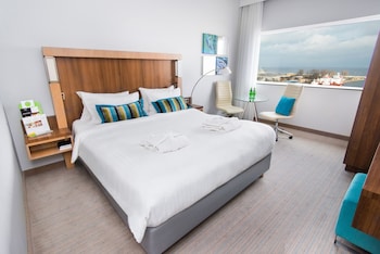 room-image
