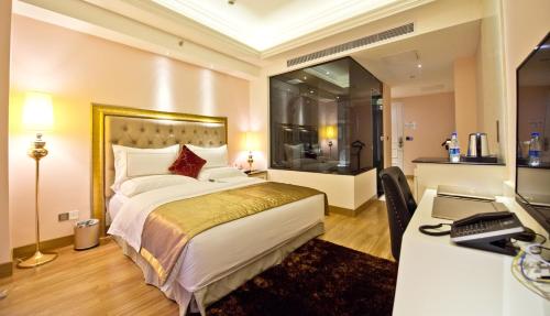 room-image