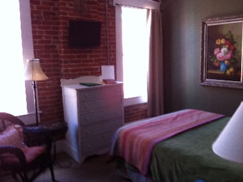 room-image