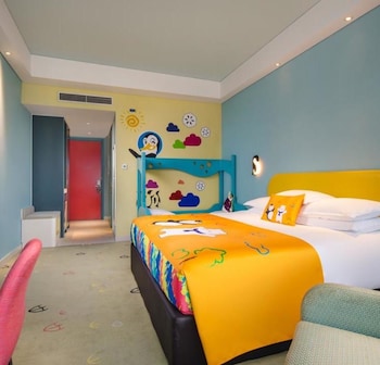 room-image