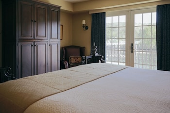 room-image