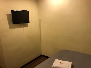 room-image