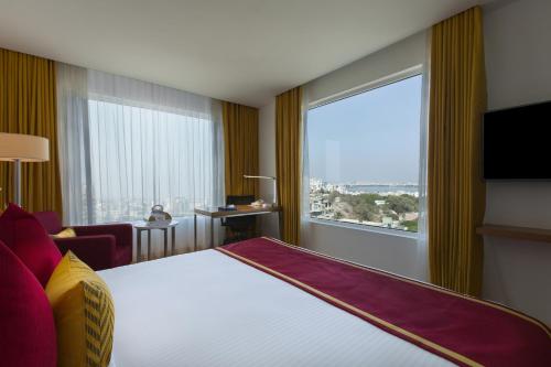 room-image