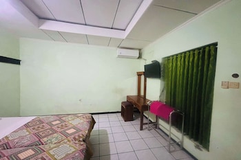 room-image