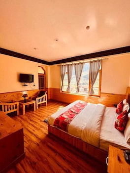 room-image