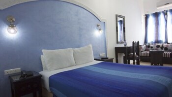 room-image